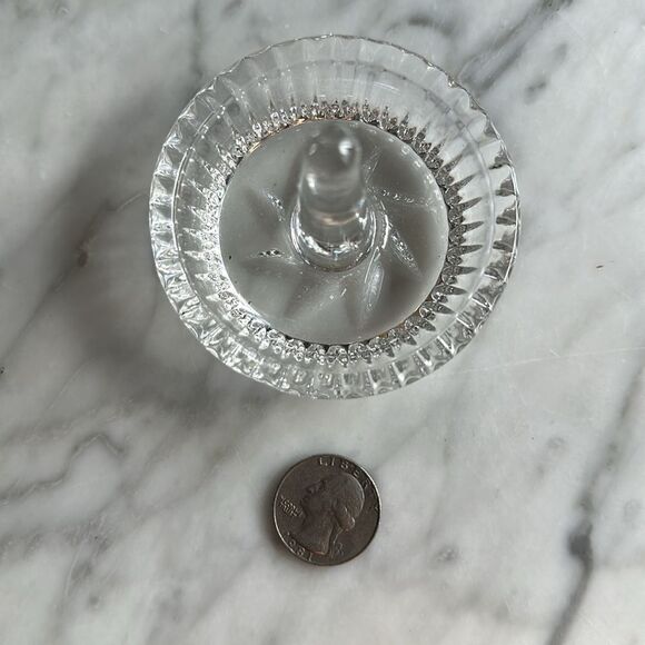 Glass ring holder - Picture 2 of 2